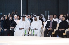 خليفة بن طحنون بن محمد يشهد جانباً من فعاليات النسخة الثانية من منتدى الرعاية الاجتماعية
