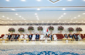 سعود بن صقر يستقبل المهنئين بشهر رمضان المبارك على مأدبة إفطار