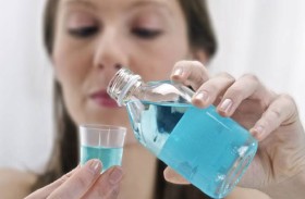 هل يهدد غسول الفم صحة قلبك؟