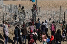 كيف يستغل ترامب ثغرات القانون لترحيل اللاجئين عبر «دول ضعيفة»؟