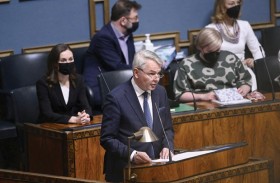 البرلمان الفنلندي يبدأ مناقشة الانضمام إلى الناتو 