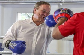 ألمانيا: بداية سيئة لأرمين لاشيت، وريث ميركل...!