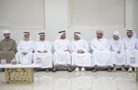 سيف بن زايد يقدم واجب العزاء في شهيد الوطن والواجب الملازم أول علي الطنيجي