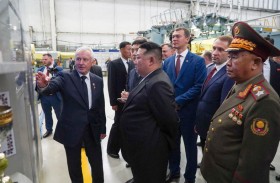 كيم جونغ أون يزور مصنعا للطيران  في أقصى الشرق الروسي 