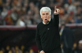 غاسبيريني يواجه فريقه السابق في ظل مستقبل غامض مع روما 