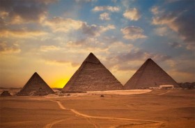 تجربة ترفيهية غير مسبوقة تحلق بزوار أهرامات مصر