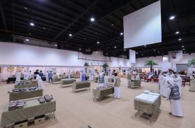 مهرجان الذيد للتمور يحتفي بشجرة النخيل وسط حضور لافت من الزوار