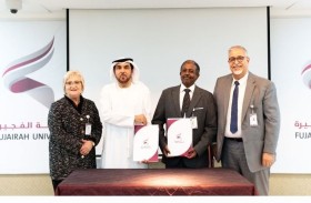 جامعة الفجيرة و«الفجيرة الوطنية للتأمين» توقعان مذكرة تفاهم بمجال التدريب الإعلامي