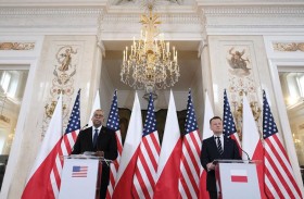 الحشود العسكرية تتعاظم.. وبوتن يشرف على مناورات نووية اليوم