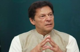 عمران خان يبقى في الحبس الاحتياطي 