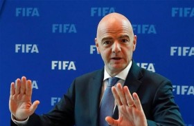 إنفانتينو: اللاعبون الذين يغطون أفواههم خلال مشادات يجب أن يتعرضوا للطرد 