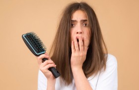 نصائح صحية لدرء مشكلة الشعر المتساقط