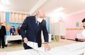 تبون : بعض الدول منزعجة من ديمقراطية الجزائر