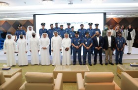 «جمارك دبي» و «جامعة دبي» يخرجان الدفعة السادسة لبرنامج القيادات الجمركية 