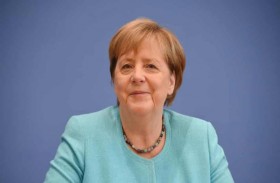 ميركل تسترضي أردوغان... وتهين ذكاء المراقبين