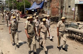 الشرطة الهندية تعتقل 14 بعد اشتباكات طائفية في نيودلهي 