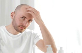 اكتشاف علمي يقرب البشرية من علاج الصلع