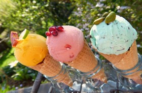 منفعة صحية قد تنفي التحذيرات.. هل المثلجات مفيدة؟