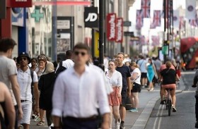 البطالة في بريطانيا ما زالت عند أعلى مستوى لها منذ أربع سنوات 