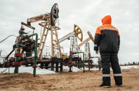 تراجع إنتاج روسيا السنوي من النفط لأول مرة منذ 2008 