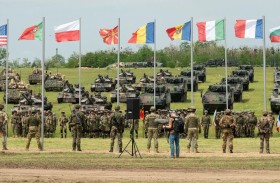 الانسحاب من الناتو.. مشروع  قانون أمريكي يدخل الحلف في أخطر أزماته