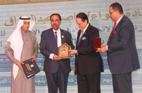 الرزوقي يفوز بجائزة الثقافة الرياضية العربية 