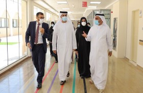 مدير عام مؤسسة الإمارات للخدمات الصحية يتفقد كفاءة وجودة الخدمات الصحية في المنشآت الصحية