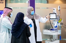طلاب من جامعات بالدولة يشاركون ببحوثهم الطبية خلال (آراب هيلث 2023)