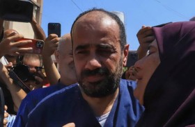 مدير مستشفى الشفاء في غزة يتهم إسرائيل بتعذيبه