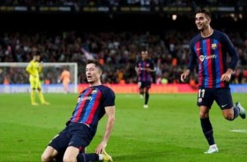 برشلونة يبحث عن الفوز أمام فياريال... وعن مهاجمَيه! 