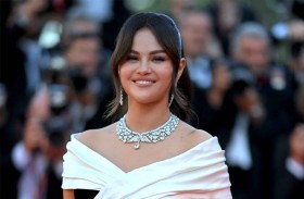 سيلينا غوميز تكشف طريقتها في تجاوز الأيام الصعبة