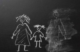 ما علاقة «غياب الأب» بالعنف الذكوري؟