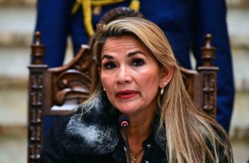 الرئيسة الانتقالية السابقة لبوليفيا حاولت «إيذاء نفسها»