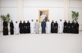 رئيس الدولة يؤكد الحرص على تشجيع الكوادر الوطنية لمواصلة تميزها في القطاع الخاص