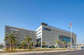 جامعة خليفة وبيورابايب الدولية تتعاونان لتطوير خطوط أنابيب النقل عالية الأداء