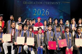 مسار ثومبي الدولي يحتفل بمرور عقد من الزمان على انطلاقه، وتخريج 90 طبيبًا جديدًا