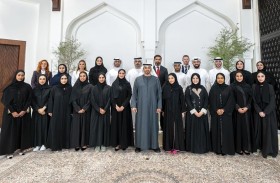 رئيس الدولة يستقبل فرق عمل جناح الإمارات الذي شارك في إكسبو الدوحة للبستنة