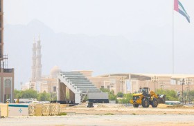 تنفيذا لتوجيهات حاكم الشارقة.. بدء الأعمال الإنشائية لاستاد دبا الحصن