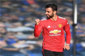 فرنانديز سعيد بالانضباط الذي يفرضه مدرب يونايتد الجديد