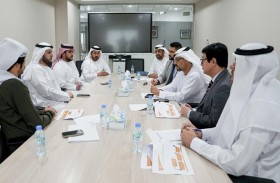 بلدية منطقة الظفرة تعقد اجتماعاً مع كليات التقنية العليا بمدينة زايد