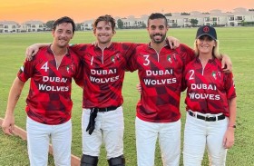 الذئاب تغير على «غنتوت» بالخمسة وتحجز مكانها في النهائي 