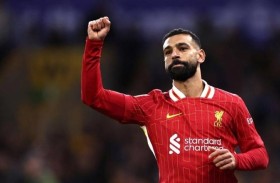 ليفربول يمدد تعاقده مع محمد صلاح لموسمين