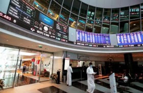 الأسهم السعودية والقطرية تواصل الخسائر مع تراجع النفط  