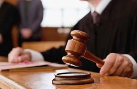 يقاضي مطعمًا فضح خيانته لزوجته