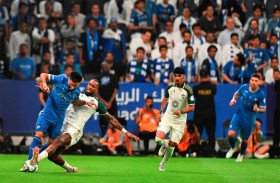 الـ«كلاسيكو» يُزيح البطل.. والهلال وحيدا في الصدارة 
