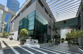 كلية أبوظبي للإدارة تنظم جلسات تعريفية ومنحا دراسية خلال اليوم المفتوح  