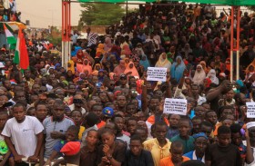 عودة التهديد بالتدخل العسكري في النيجر.. ما الأسباب؟