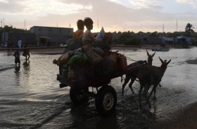  عواصف وأمواج عاتية  تضرب سواحل الهند وباكستان