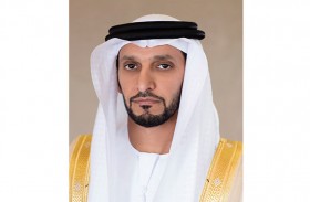 عبدالله آل حامد : المرأة الإماراتية نموذج في العطاء والإنجاز والنجاح