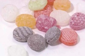 حلوى على شكل أقراص طبية تثير ضجة في الجزائر‎